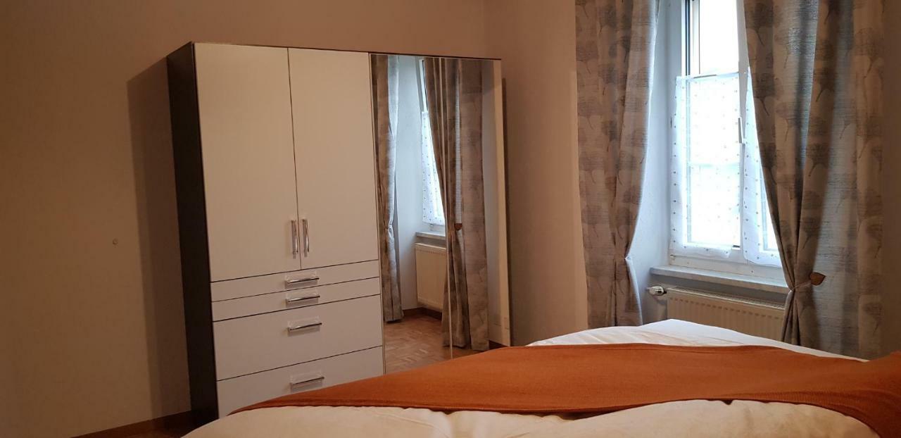Apartement-Gîte rural à 3 km de Delémont Courcelon Extérieur photo